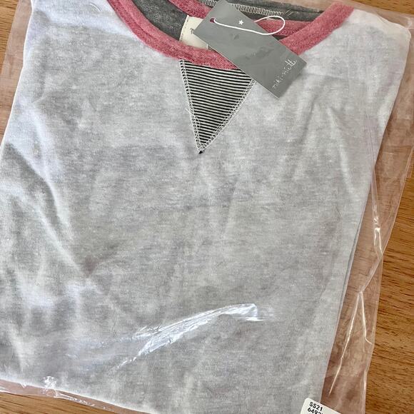 Miki Miette White Gray Colorblock Short Sleeve Crewneck T-Shirt Boy’s 10Y NWT - Picture 3 of 3